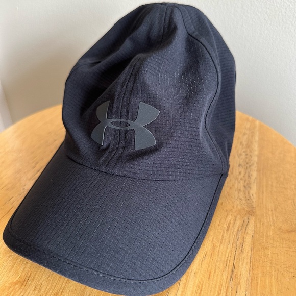 Under Armour Women’s Hat - Black - Adjustable - Picture 3 of 9
